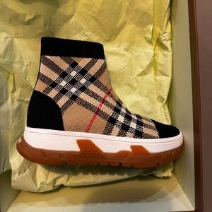 Burberry Checkered Knit Boot with Black and Tan